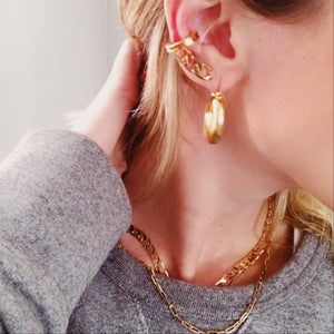 Sarah minimal chain earring